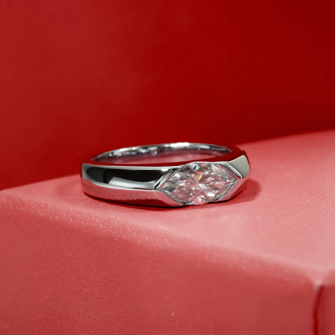 Loratta Marquise Moissanite Ring