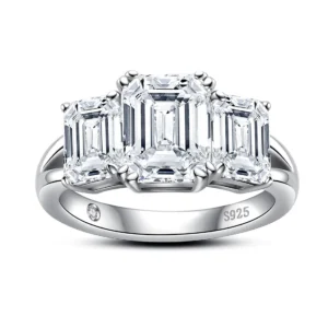 Loratta Trinity Moissanite Ring